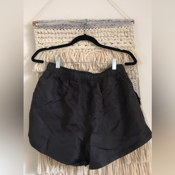 Essentials Fear of God Nylon Shorts Rubberized Logo Womens size Medium - Picture 4 of 6